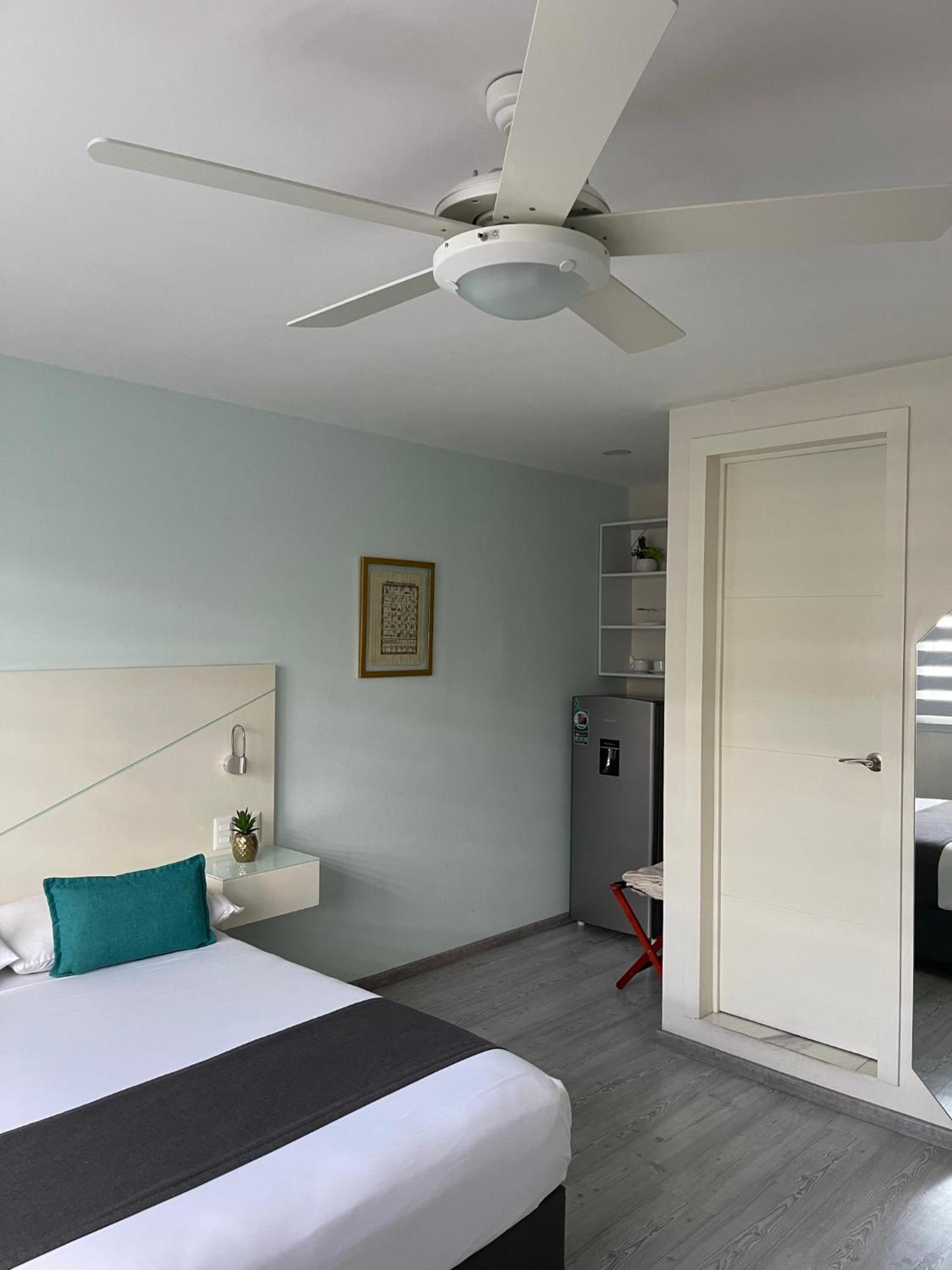 Constanza Lofts Executives En Zapopan Jalisco Aparthotel ภายนอก รูปภาพ